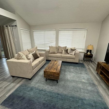 3 Bedroom Entire Home - Centrally Located In Katy, Texas エクステリア 写真