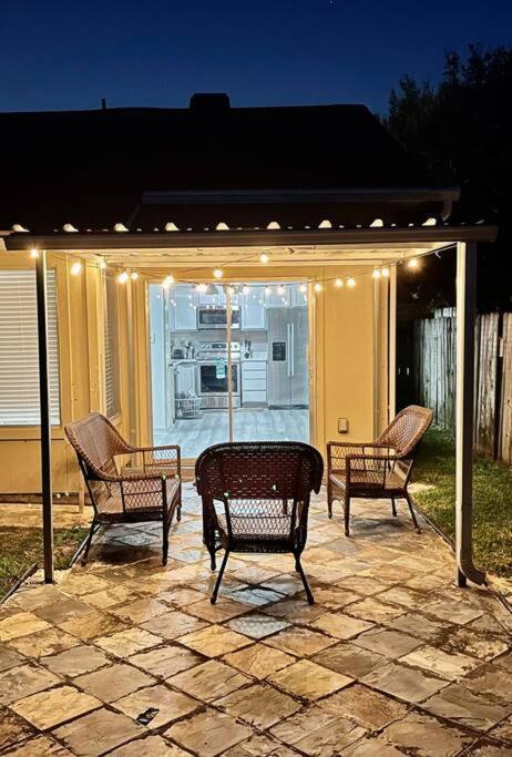 3 Bedroom Entire Home - Centrally Located In Katy, Texas エクステリア 写真