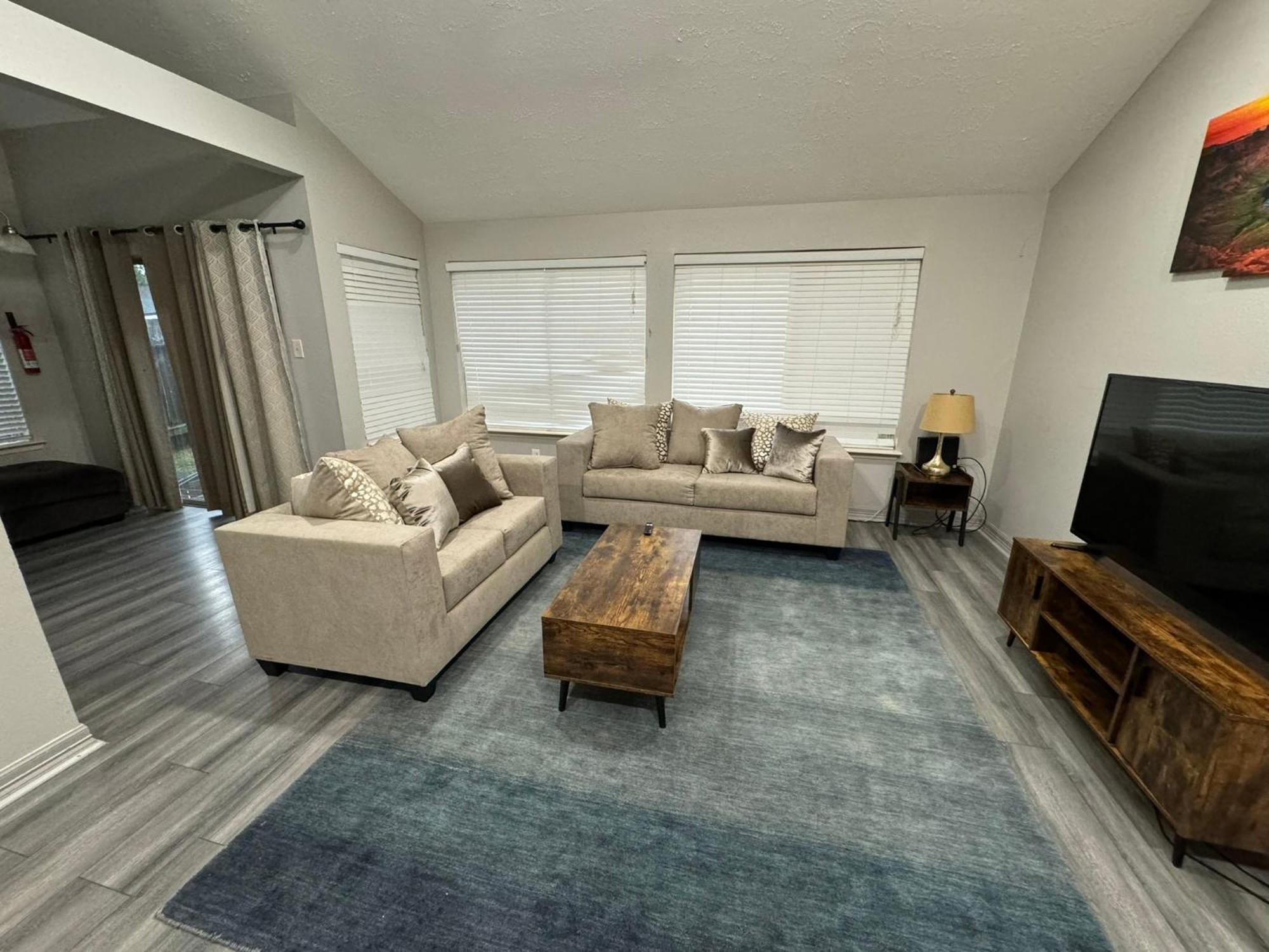 3 Bedroom Entire Home - Centrally Located In Katy, Texas エクステリア 写真